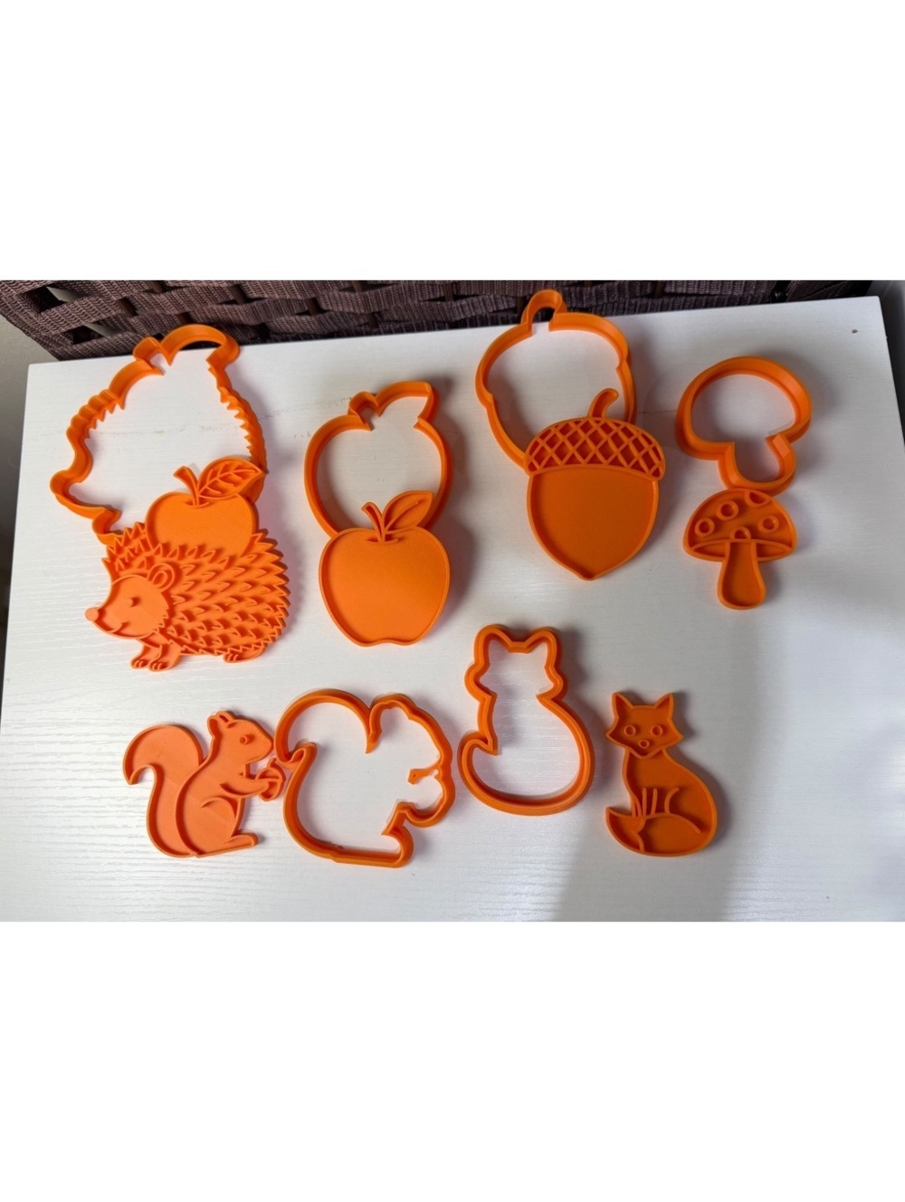 NWOT Fall cookie cutter 6 pieces